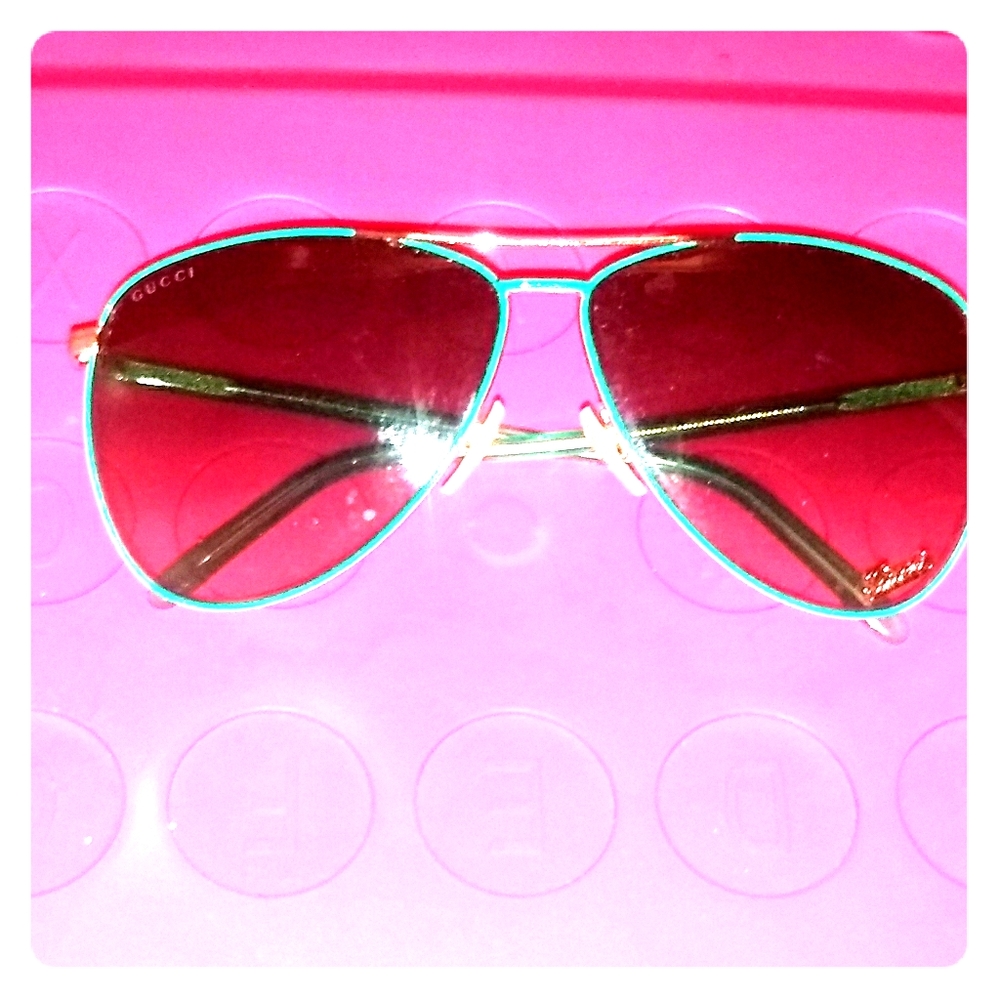 Authentic Gucci sun glasses